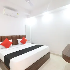Hotel King Plaza, New Delhi