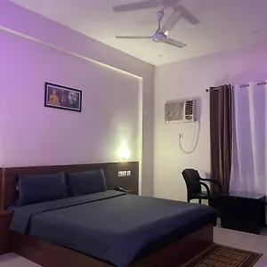 Hotel Aster - Near Taj Mahal
